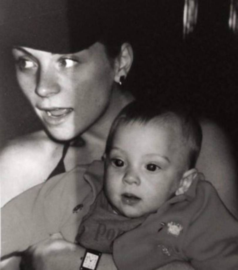 Nicolás Haza es el promógenito de los actores mexicanos Ludwika Paleta y Plutarco Haza, casados en 1998. En 2008 la pareja anunció su divorcio, tras una década de relación.