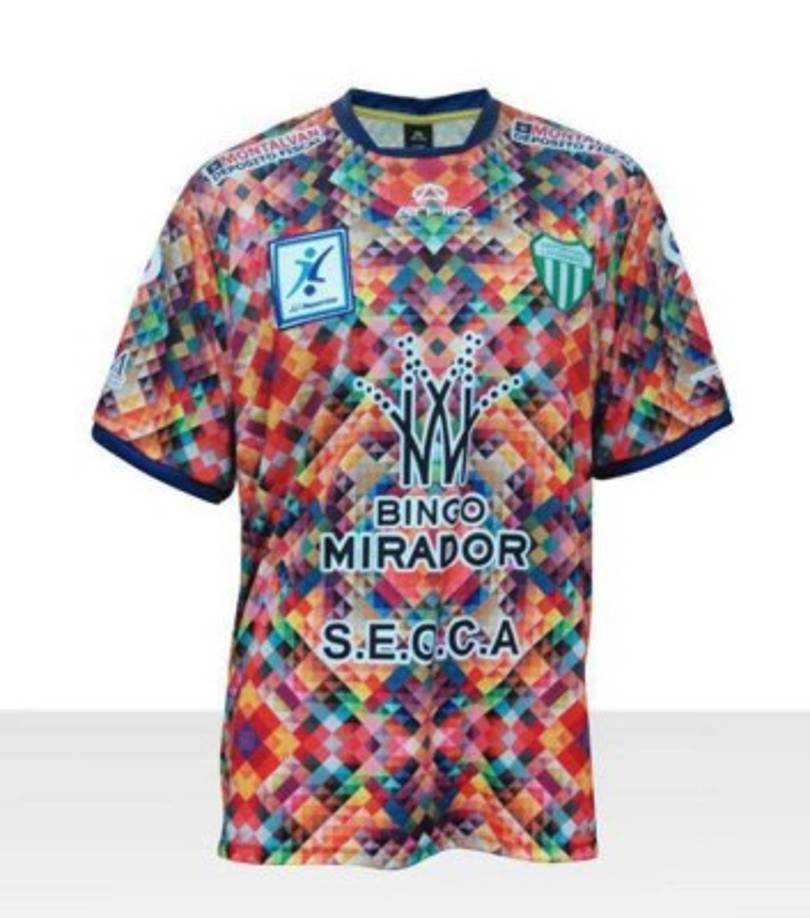 Camiseta del Laferrere de Argentina. El humilde equipo que milita en la División C de su país acaba de presentar esta camiseta multicolor. El pretendido impacto no dio el efecto buscado, ya que se convirtió en blanco de las burlas en las redes sociales. Los aficionados de Laferrere se muestran indignados.
