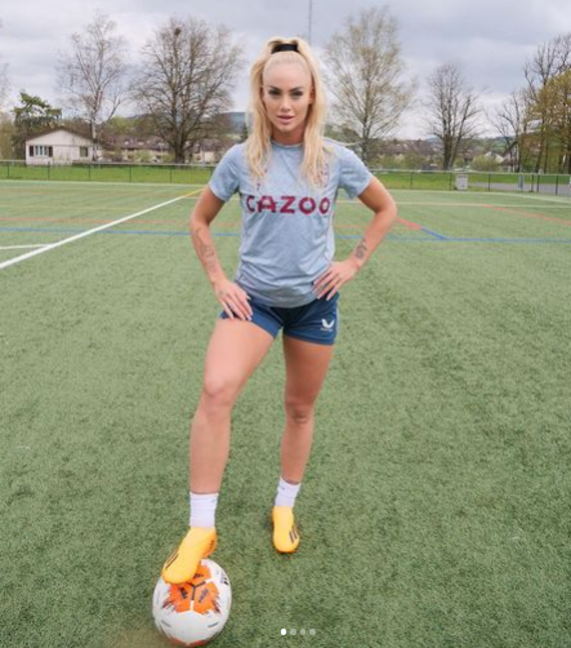 La gran estrella del Manchester United, se hizo tendencia este fin de semana luego del gesto de caballerosidad que tuvo con su compañera de profesión, Alisha Lehmann.