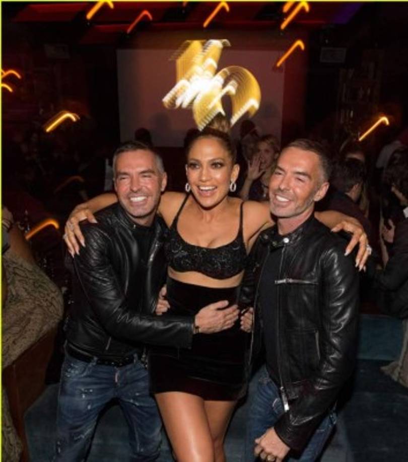 Dan y Dean Catenacci con Jennifer Lopez.