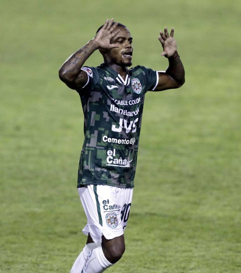 Edwin Solani Solano tampoco seguirá en el Marathón para el próximo torneo tras ser separado por el ahora exentrenador Manuel Keosseián por actos de indisciplina.
