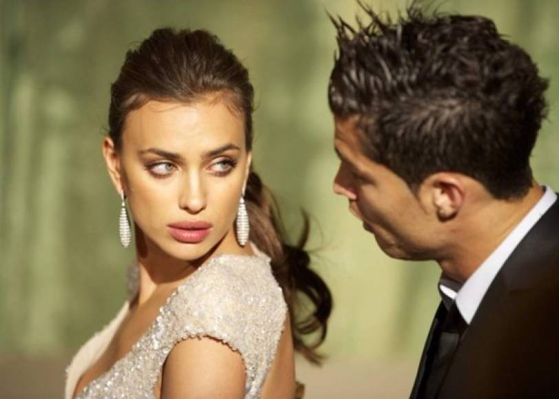 Según informes, Shayk y Ronaldo se conocieron a través de sus campañas de modelaje para Armani Exchange. Luego, en enero de 2015, Ronaldo emitió un comunicado confirmando que se habían separado después de casi cinco años.