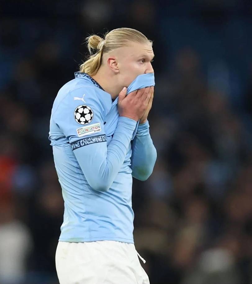 El lamento de Erling Haaland en el tropiezo del Manchestrer City contra el Feyenoord en el Etihad Stadium.