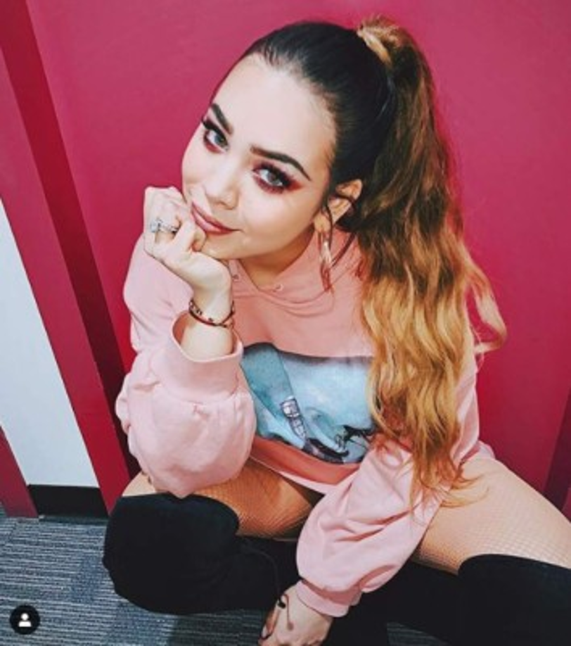 Su siguiente papel estelar fue como Patito en 'Atrévete a soñar', en 2009. Danna Paola tenía 14 años en ese momento, así que también fuimos adolescentes a su lado (seguro más de uno de nosotros también traía brackets).<br/><br/>