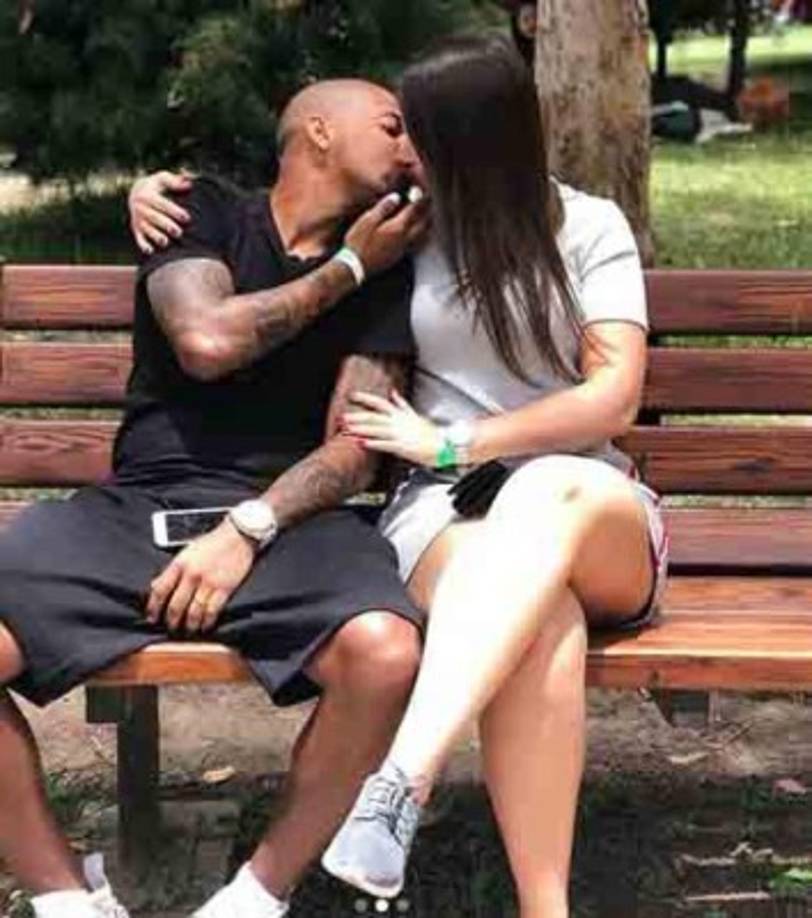 Ohrane Motta: Brasileña esposa del mediocampista Leandro Motta del Olimpia. La chica llegó a Honduras para estar con su amor.