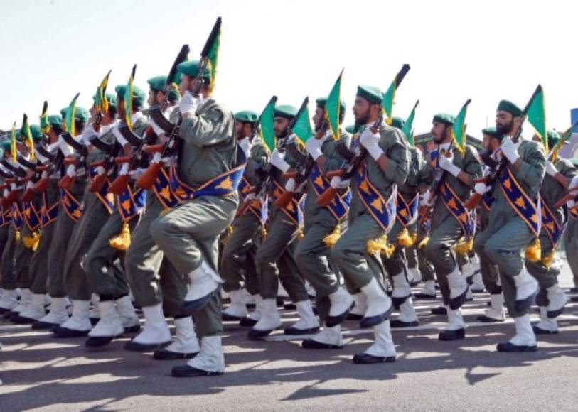 El atentado se produjo durante en un desfile militar en la ciudad de Ahvaz, en el suroeste de Irán.