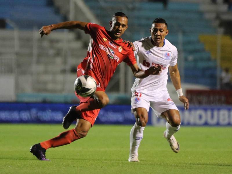 Diego Reyes durante el partido ante Olimpia en la fecha 14.