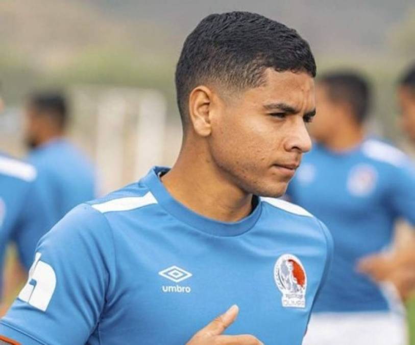 Carlos Pineda: El mediocampista de contención terminará su contrato con Olimpia en junio y se menciona que podría tener ofertas del exterior. Al parecer lo pretenden en la MLS de Estados Unidos.