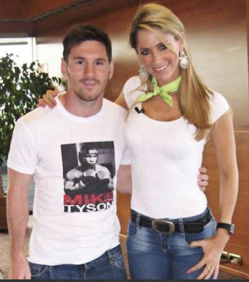 Inés Sainz ha compartido con grandes estrellas del fútbol. En su momento entrevistó a Lionel Messi.