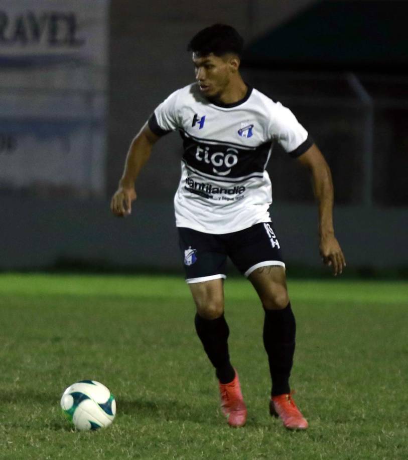 El mediocampista José Ángel Domínguez, que jugó en el torneo pasado con el Platense, también fue confirmado como fichaje del Honduras Progreso.