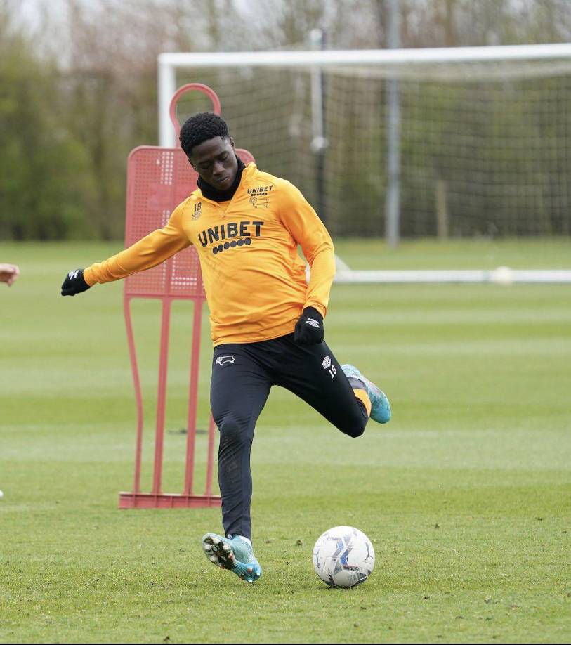 El Crystal Palace inglés ha hecho su primer movimiento en el mercado estival tras fichar al extremo de 18 años Malcolm Ebiowei, del Derby County. El joven delantero, que sonó para el Manchester United, ha firmado un contrato hasta 2027.