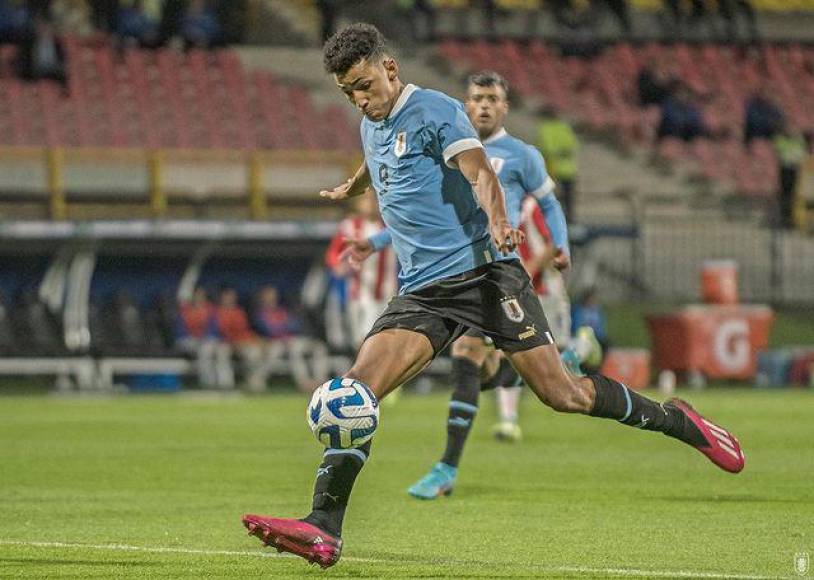 Álvaro Rodríguez (Uruguay): Otra de las grandes figuras del pasado Sudamericano. Ayudó a Uruguay a quedar segundo del hexagonal final.