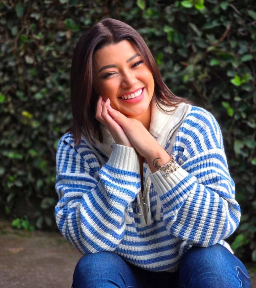 Milagro Flores quien goza de una alta popularidad en las redes sociales sigue sorprendiendo y cautivando a sus seguidores