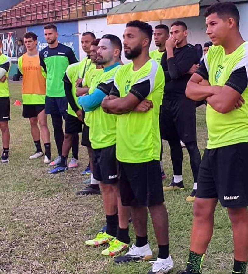 El futbolista tiene su primera experiencia en la Liga Nacional con el Olancho FC.