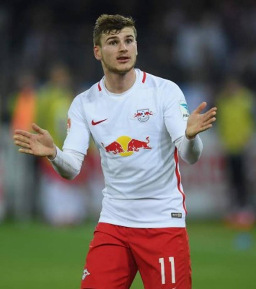 Con 21 años, Timo Werner es el hombre gol del Red Bull Leipzig, el equipo sorpresa de la presente Bundesliga. El delantero centro es sondeado por el Real Madrid. Antes de deslumbrar con el RB Leipzig, Timo Werner ya maravillaba en el Stuttgart. Su irrupción en la selección alemana ha sido impresionante. Según muchos expertos, el atacante más en forma y que mejor se puede adaptar al estilo de la campeona del mundo.