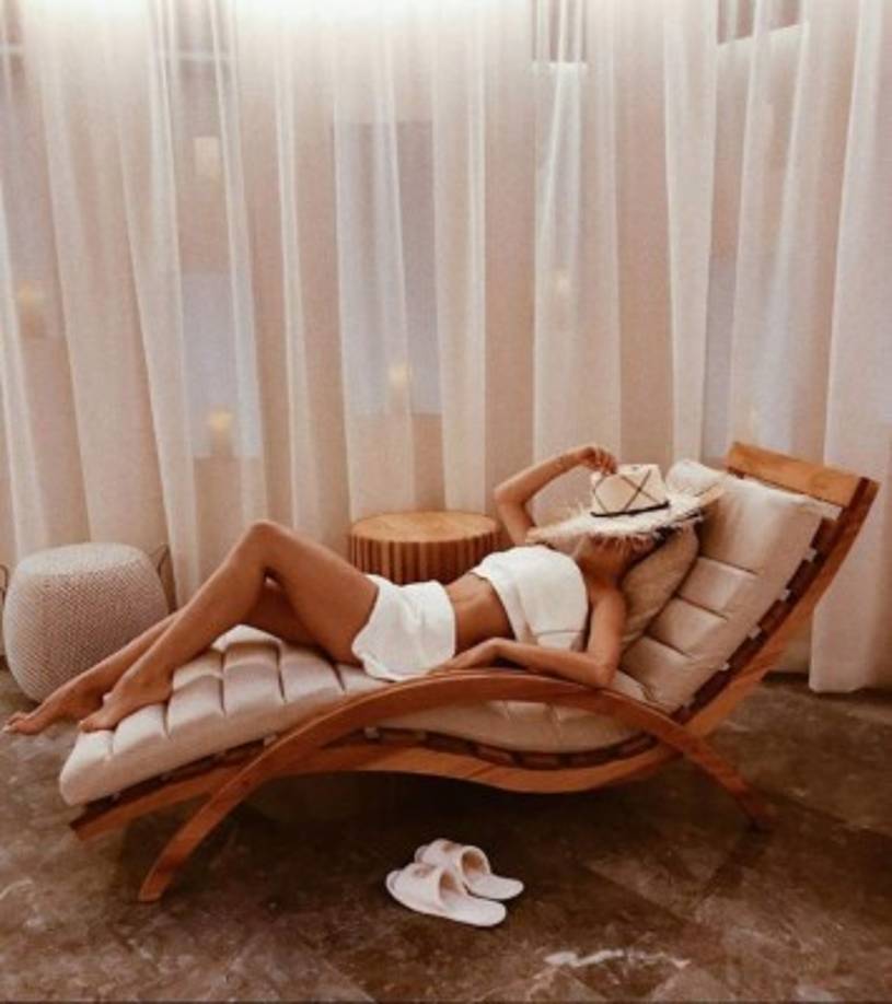 La sobrina de Alejandra Guzmán se hospedó en el hotel Viceroy, cuyo costo va de los $355 a los 617 dólares por noche, dependiendo de si tiene vista completa al mar o no, el tamaño de la habitación y el número de huéspedes.<br/><br/>