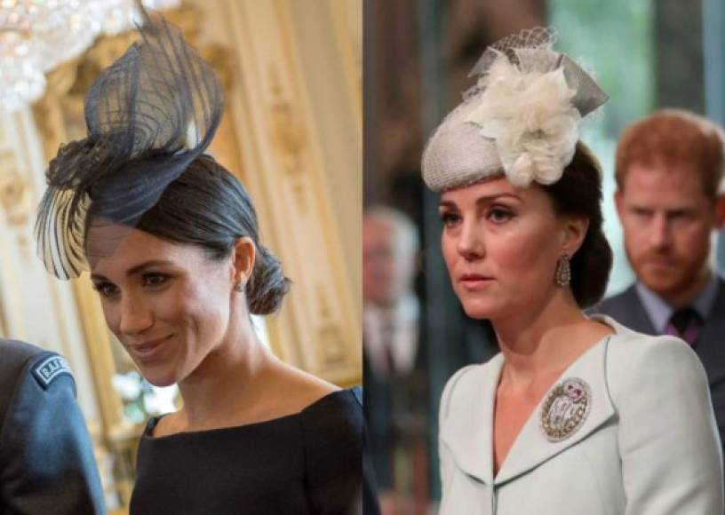 En esta ocasión Markle logró robar la atención a su siempre reluciente cuñada Kate Middleton, ganando por contraste al destacar con su vestido negro contra el azul pálido elegido por la duquesa de Cambridge.