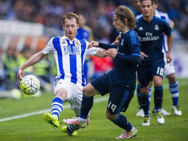 El Real Madrid logró ganar 0-1 a la Real Sociedad en Anoeta.