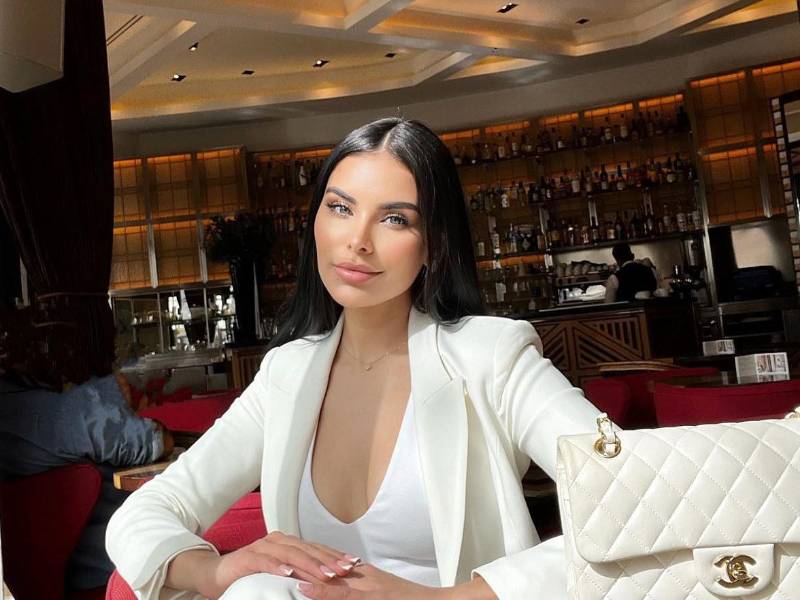 La modelo venezolana, Ninoska Vásquez, enfrenta acusaciones por trata de personas.