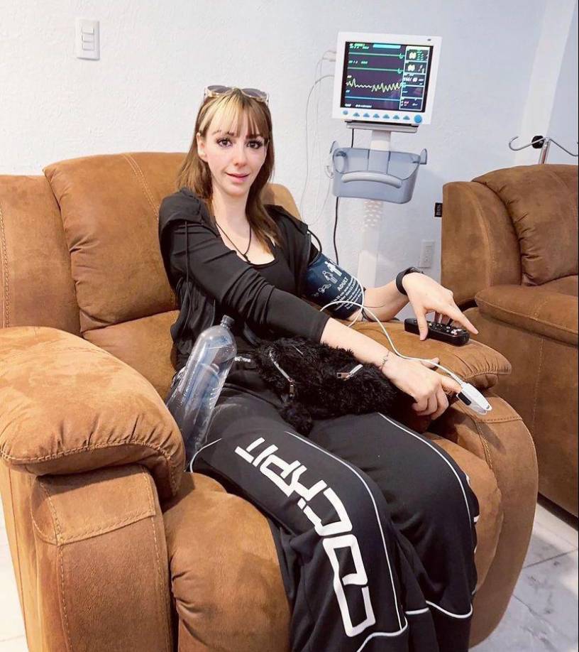 Vanesa Villagrán, hija menor del actor Carlos Villagrán, mejor conocido como ‘Kiko’ en El chavo del 8, dio a conocer en sus redes sociales que padece cáncer.