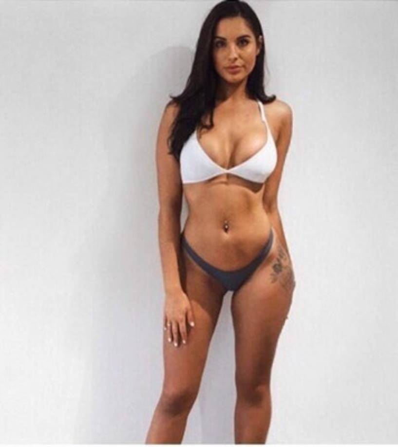 Jessica Rose es una bella y hermosa mujer.