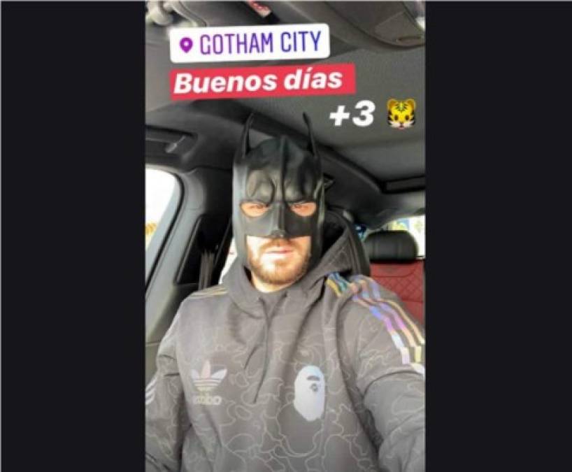 André-Pierre Gignac, delantero francés de los Tigres de México, se puso una máscara de Batman y lo compartió en sus redes sociales.