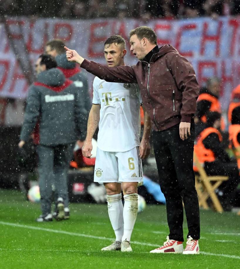 De hecho, Joshua Kimmich ha sido el único que, por propia iniciativa, se ha referido al despido de Nagelsmann: “Es un entrenador excepcional. He tenido a uno de los mejores técnicos del mundo en mi carrera y Julian está, fácilmente, entre los tres mejores”, declaró.