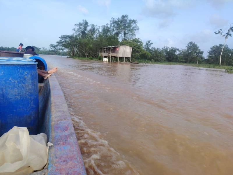 Varias viviendas han quedado bajo el agua en el municipio de Wampusirpi.