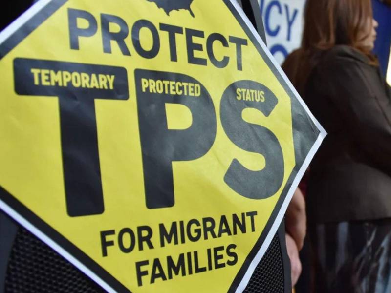 Más de medio millón de venezolanos en EEUU se verían afectados por la medida de Trump.