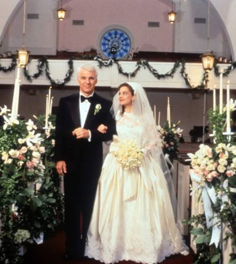 'El padre de la novia', una de las memorables películas de Steve Martin. En la escena junto a la actriz Kimberly Williams-Paisley en 1991.