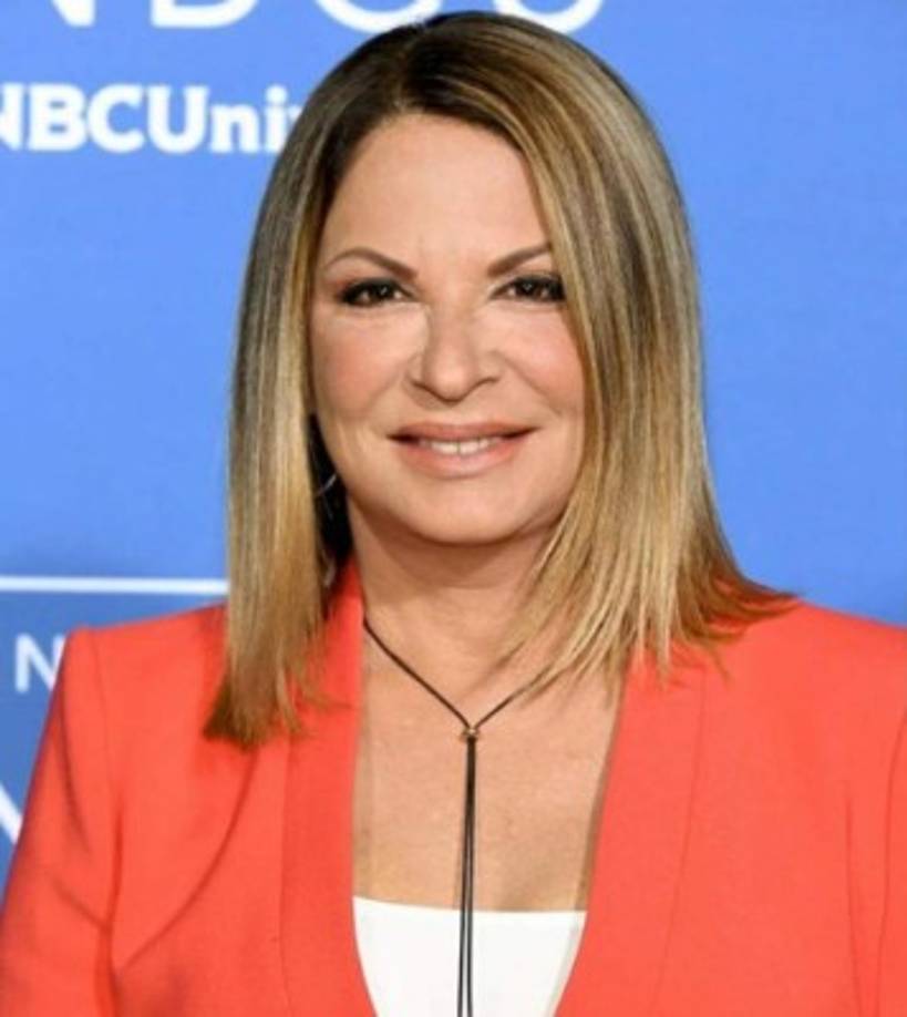 A través de su canal de YouTube, la famosa abogada compartió algunas imágenes del proceso en que consistió hacer su tatuaje semipermanente.<br/><br/>