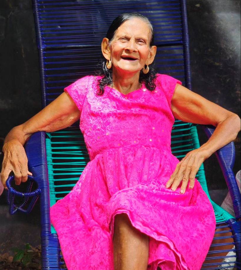 “Ustedes la querían gente, les aviso que mamita ya no va hacer en vivo conmigo”, dijo el joven tiktoker entre llanto en su live en Tiktok, confirmando la lamentable noticia.