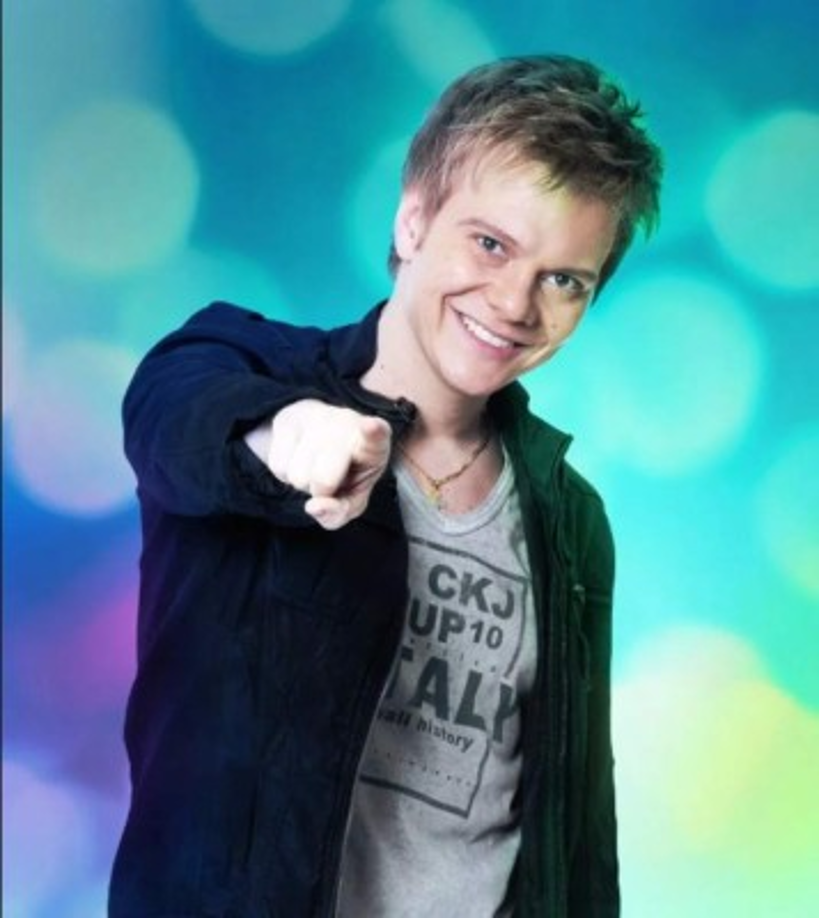 ‘Ai Seu Te Pego’ en 2012, se posicionó como el sexto sencillo más vendido en ese año llegando a comercializar alrededor de más de 7 millones de copias a nivel mundial.