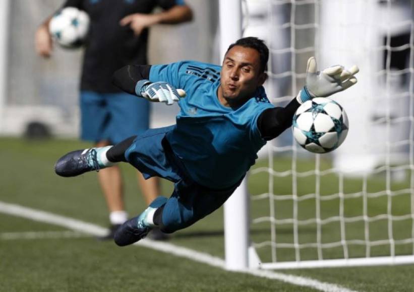 En la portería jugará el costarricense Keylor Navas, ahí no hay rotaciones ni debates para Zidane.