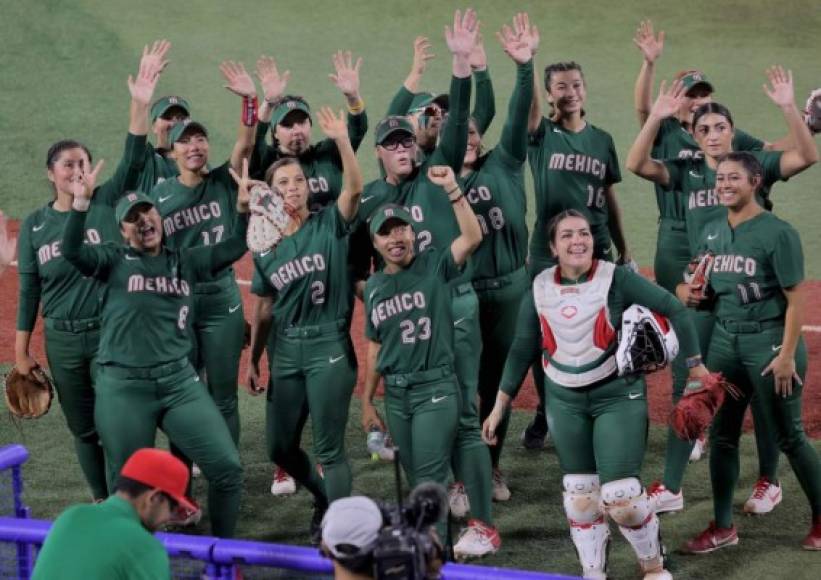 México llegó con altas expectativas en su primera participación en unos Juegos Olímpicos, era una de las apuestas de las autoridades deportivas de conseguir una presea en sóftbol.