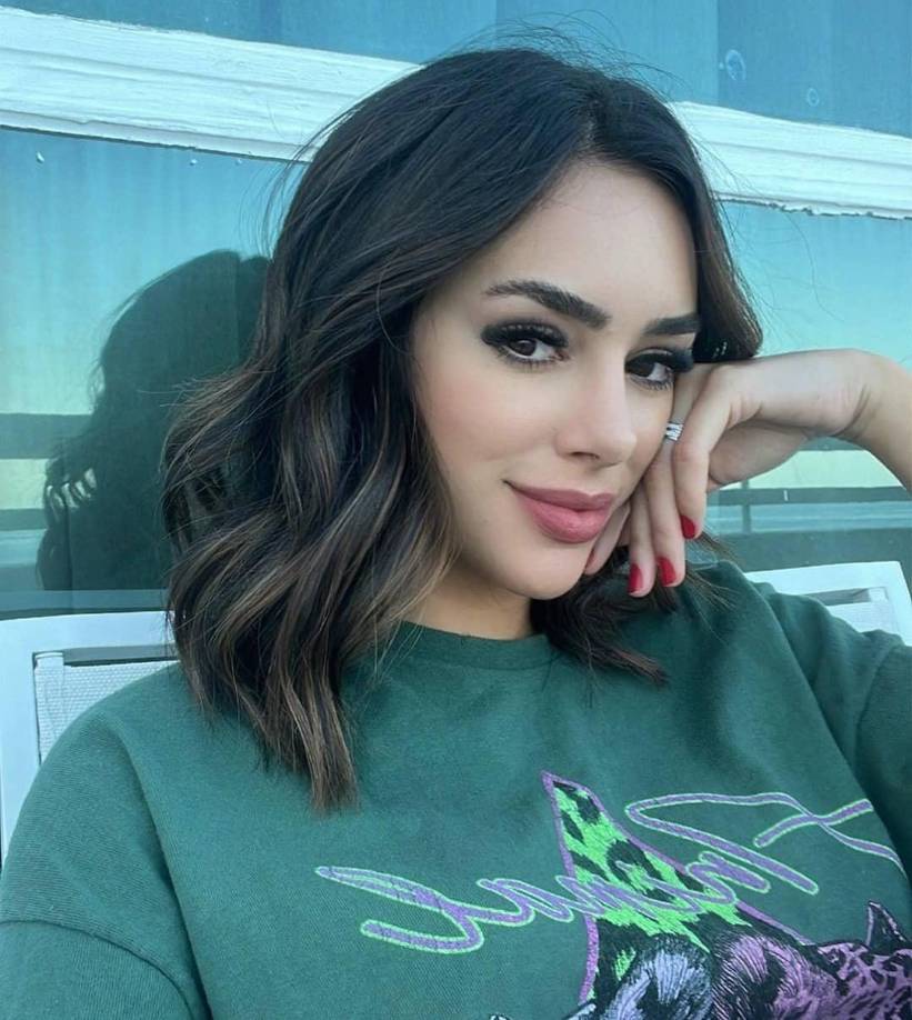 “Yo siempre he estado muy metida en lo mío ya lo sabéis, pero como están todo el tiempo metiéndome en chismes, prefiero dejar claro por aquí que ya no estoy en una relación desde hace un tiempo”, comenzó informando Bruna revelando de esta manera que nuevamente está soltera.