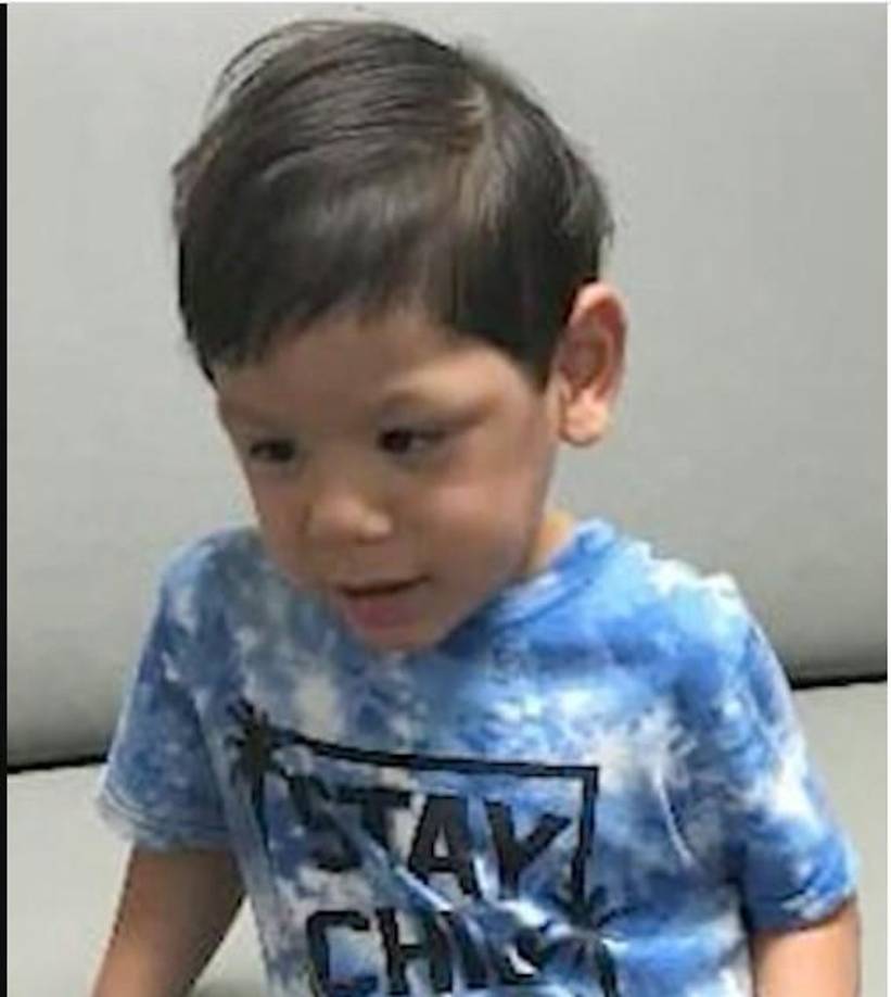 Los familiares comentan que incluso fueron testigos de momentos en los que ella se negaba a atender al niño o incluso, dicen, le llegó a pegar. “Cindy hizo varios comentarios que Noel era malvado, estaba poseído y que tenía un demonio dentro”, dijo Spencer.