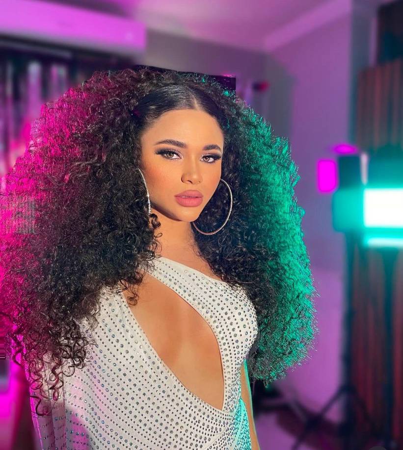 Cabe destacar que, la joven oriunda de Comayagua goza de una alta popularidad en sus redes sociales.