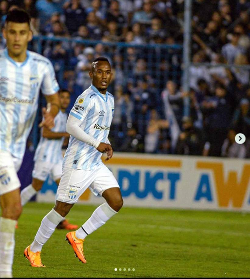 Andrés Balanta perdió el conocimiento durante un adiestramiento en San Miguel de Tucumán (norte) y fue llevado de urgencia al hospital.