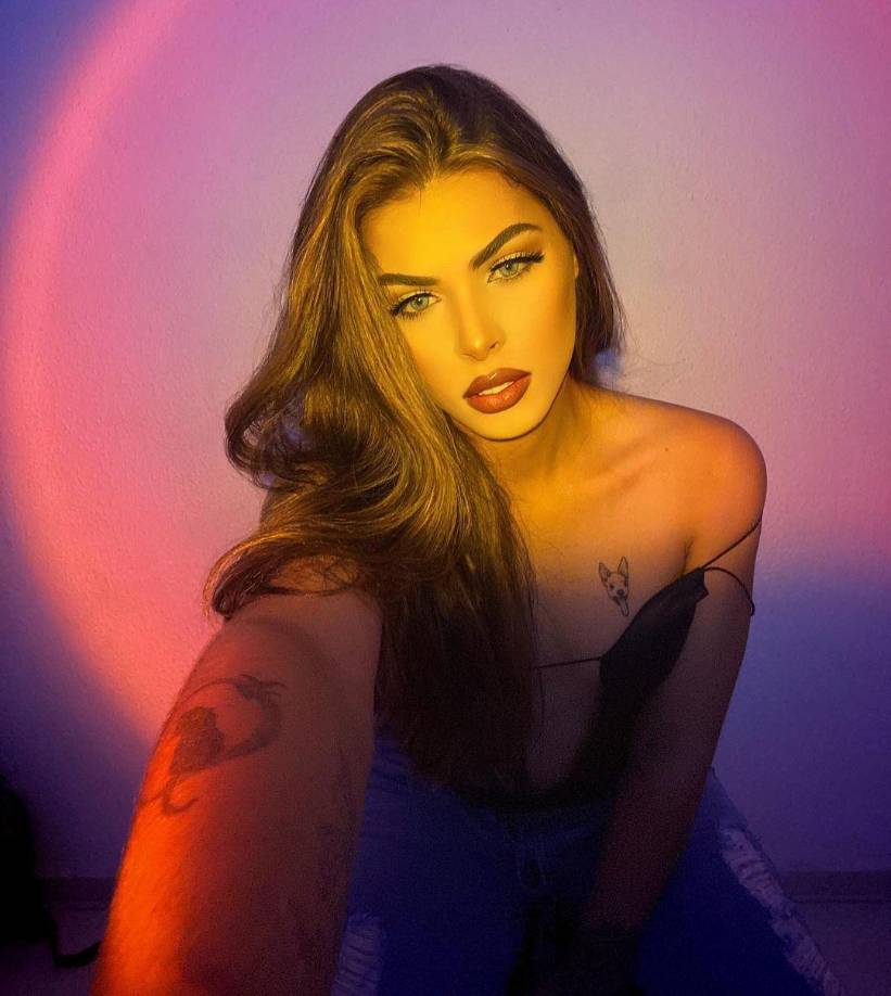 Se trata de Sophia Barclay, una joven que aseguró en el programa “Chupim” de la radio Metropolitana FM, que Neymar habría mantenido relaciones con otro hombre en una fiesta.