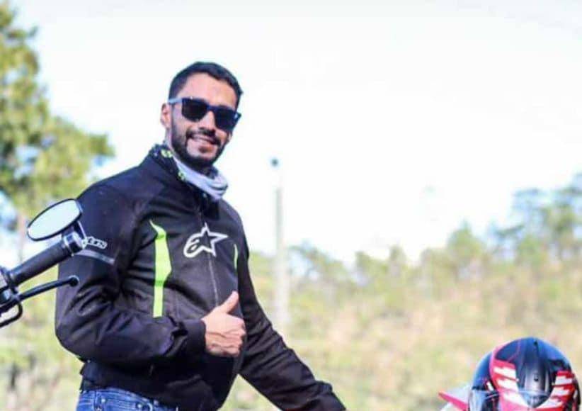 Guerrero, quien residía en la capital de Honduras, se dirigía a casa junto a algunos familiares después de visitar a su hermana en Siguatepeque. Durante el viaje, perdió el control de su motocicleta en una curva y sufrió un fatal accidente.