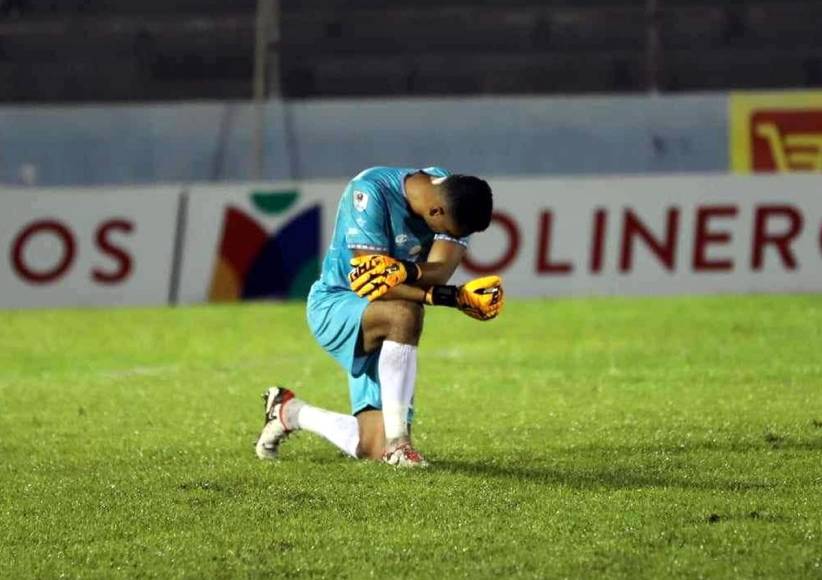 El lamento de Marlon Licona, portero del Victoria y convocados a la Selección de Honduras, tras la nueva derrota del Victoria.