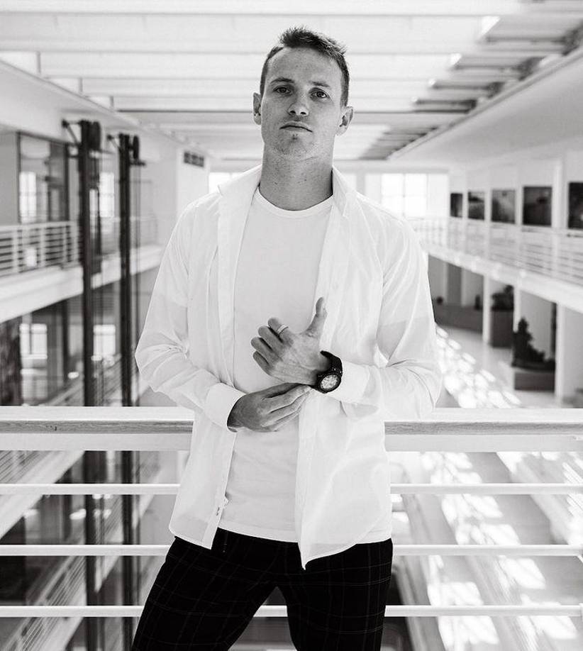 A través de un video difundido en sus redes sociales, Jankto, quien juega actualmente en el Sparta Praga, cedido por el Getafe, anunció que era homosexual.