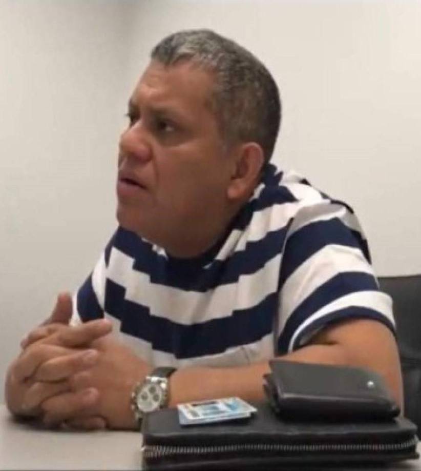 Los representantes legales de Fuentes Ramírez argumentan la existencia de errores constitucionales y asistencia ineficaz durante el proceso judicial. 