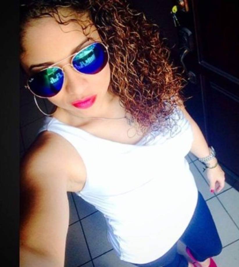 ¡ES UNA BELLEZA! Waldina Mejía es una hermosa chica de 28 años de edad que roba suspiros en las redes sociales. Disfruta de su galería .