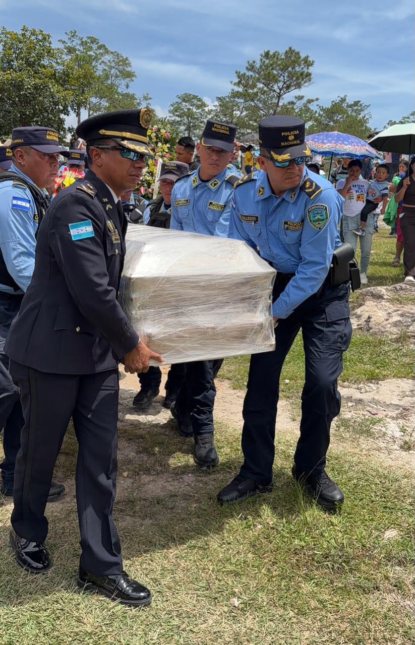Último adiós a la policía Delsy Hernández: amiga la despide con desgarradoras palabras