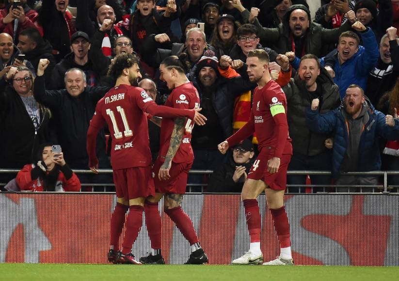 Darwin Núñez y Mohamed Salah marcaron y Liverpool lo ganaba 2-0 en apenad 14 minutos...