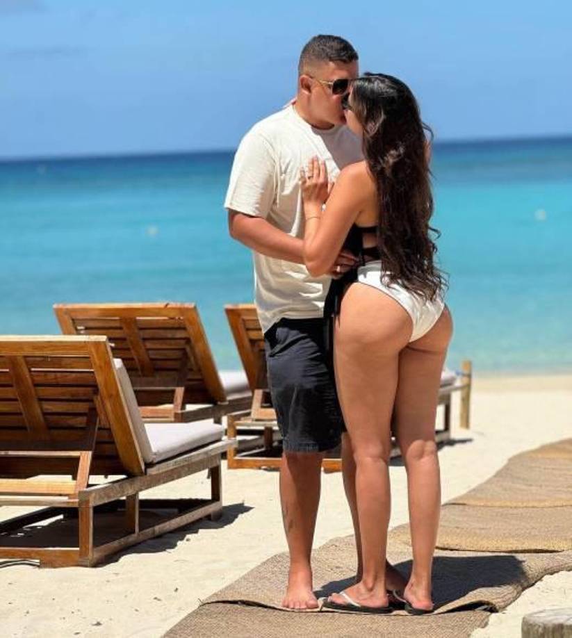 ”¡Claro! El amor sigue creciendo”, fueron las primeras reacciones de Thompson. 