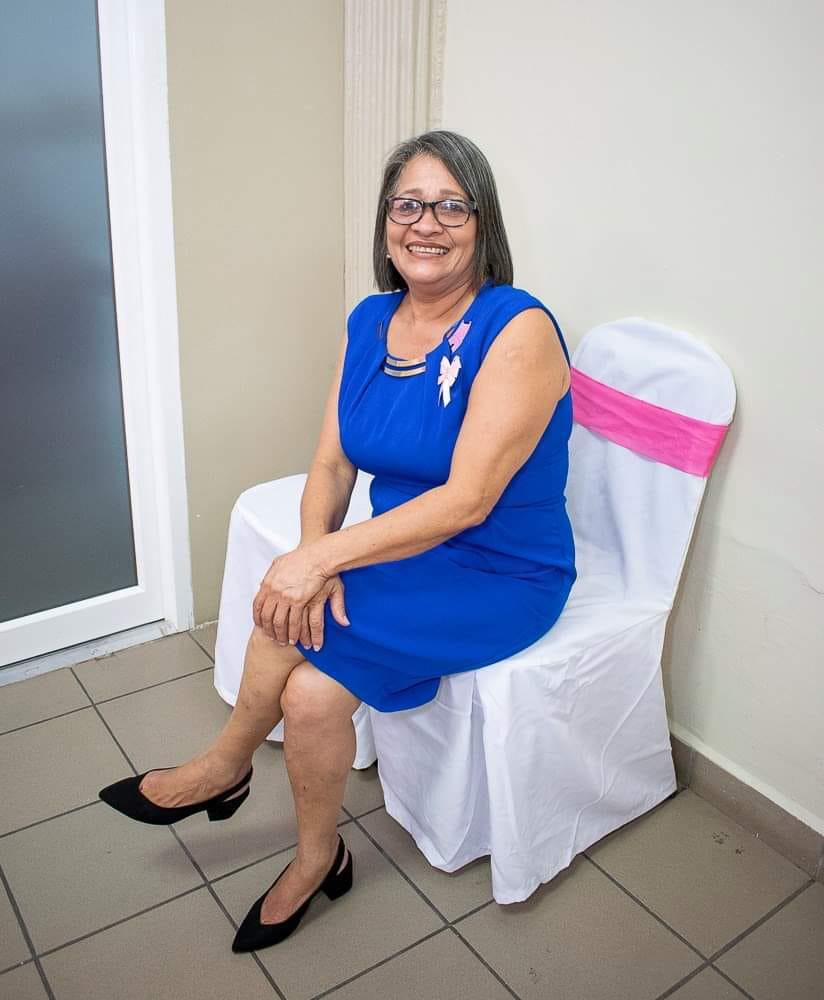 Etny Uyoa había perdido a su madre; ahora a su padre y a su segunda mamá