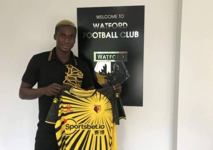 El Watford de Inglaterra ha fichado al delantero guineano Djibril Touré. Se incorporará el próximo 1 de enero y firma hasta junio de 2025.<br/>